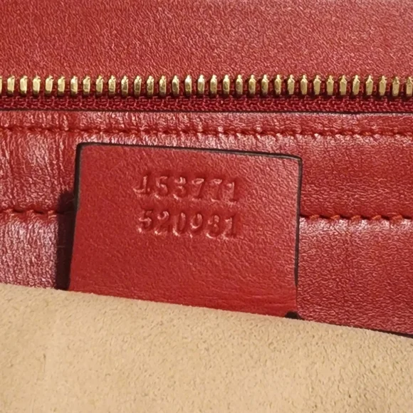 Gucci Red Leather GG Guccissima Calf Leather Bag 453771 Duster Mint Condition - Picture 15 of 16